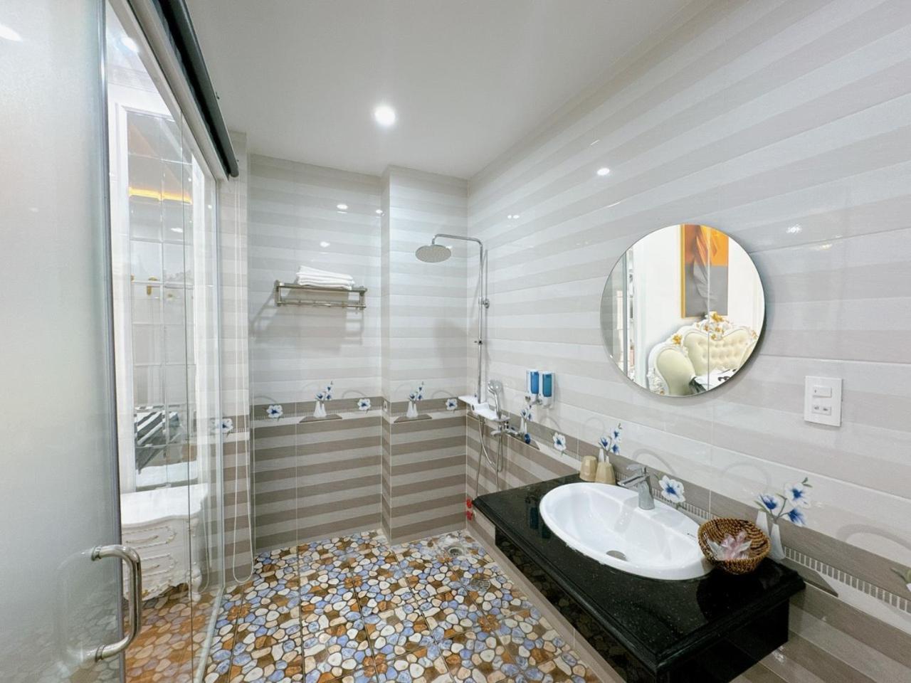 Sky Star 2 Hotel Can Tho Bagian luar foto