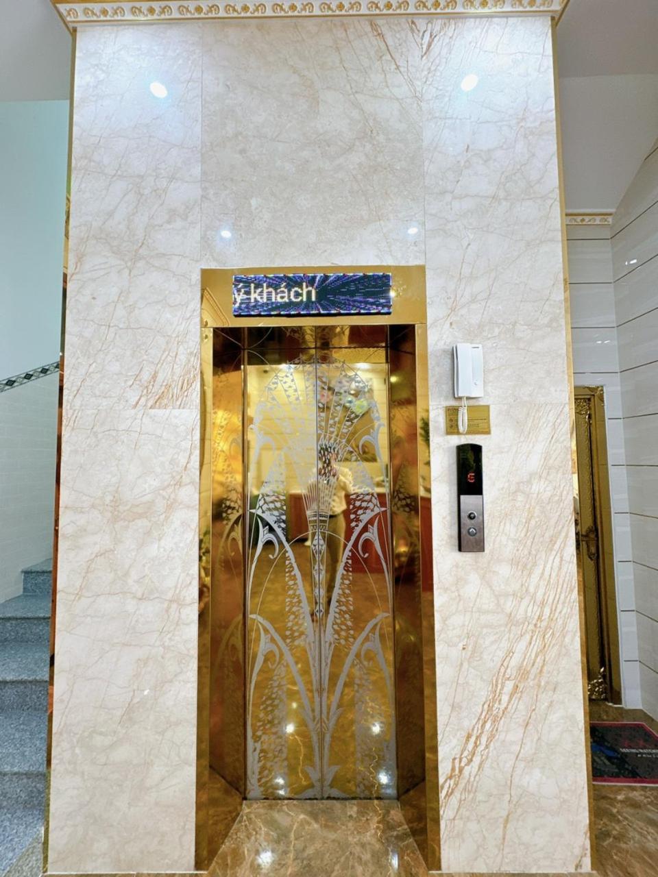 Sky Star 2 Hotel Can Tho Bagian luar foto